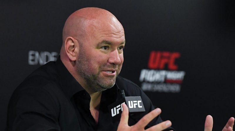 Dana White is "praying" for Oscar De La Hoya to be knocked out by Vitor Belfort