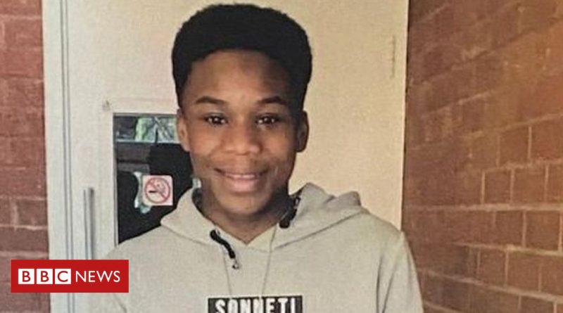 Dea-John Reid: Five people deny murdering boy, 14