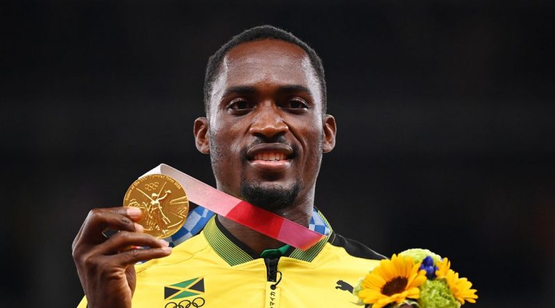 Olympic gold medallist who almost missed final finds woman who paid for his taxi