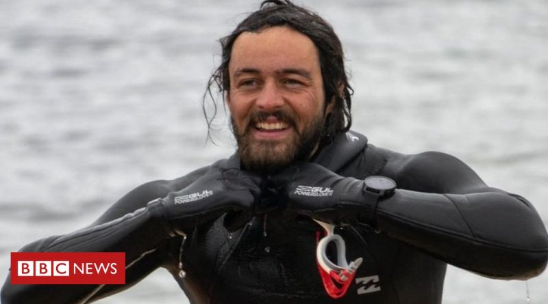 Seasick swimmer makes history by completing Outer Hebrides challenge