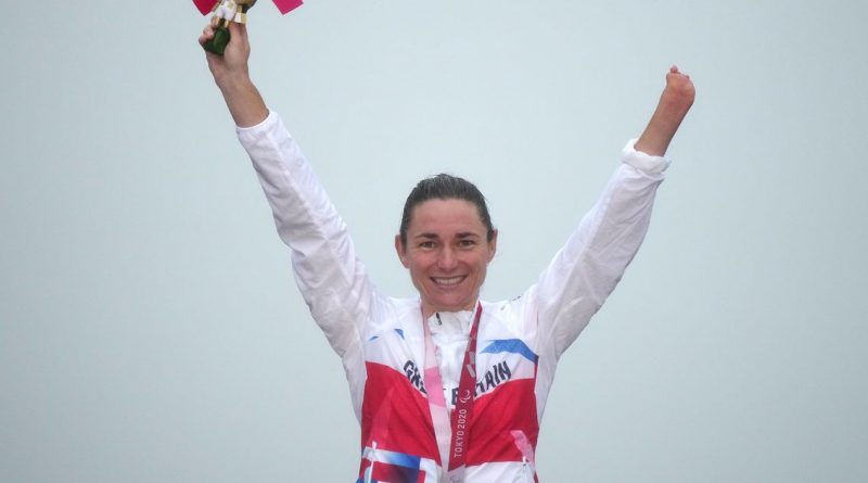Dame Sarah Storey's warming moment with daughter after making Paralympic history