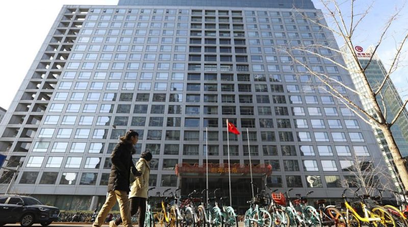China, US regulators start talks on audit inspection of Chinese companies on American exchanges amid moves to delist these firms