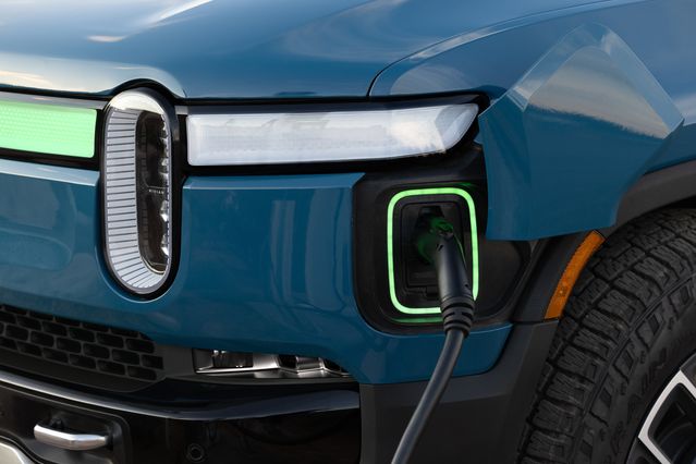 Rivian Stock Is Dropping. Wall Street Is Defending the Electric Truck Startup.