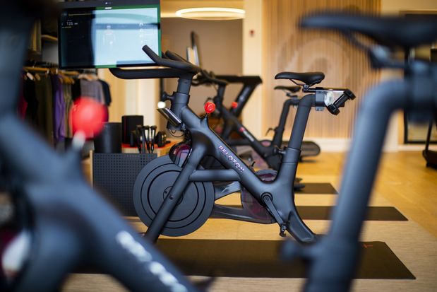 Peloton Stock Ends 2021 Down 76% After One Last Bit of Bad News