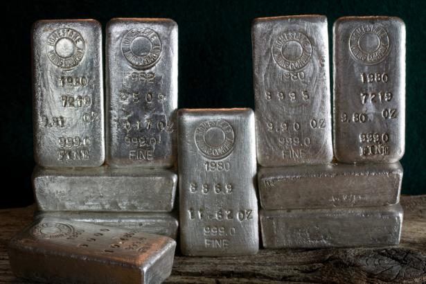 Silver Prices Buck the Trend and Rally Above Key Resistance