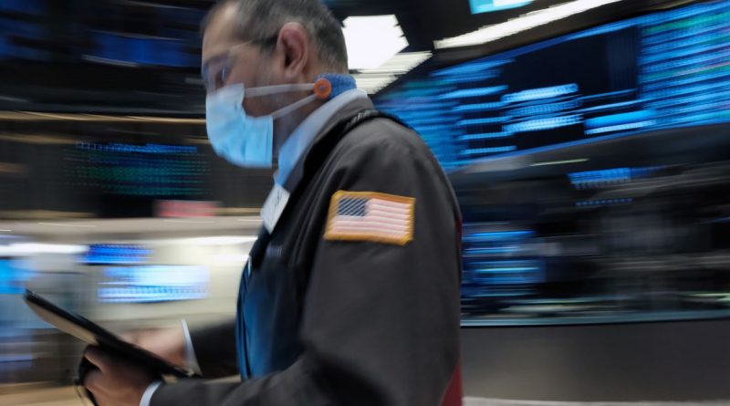 The Stock Market Comes Back From the Brink in Volatile Trading