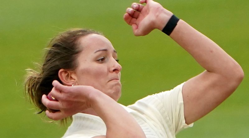 Women's Ashes: England's Kate Cross calls for women's game to move towards five-day Tests
