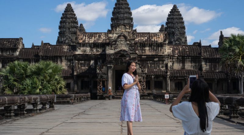 Asia's Tourist Destinations Struggle to Come Back to Life