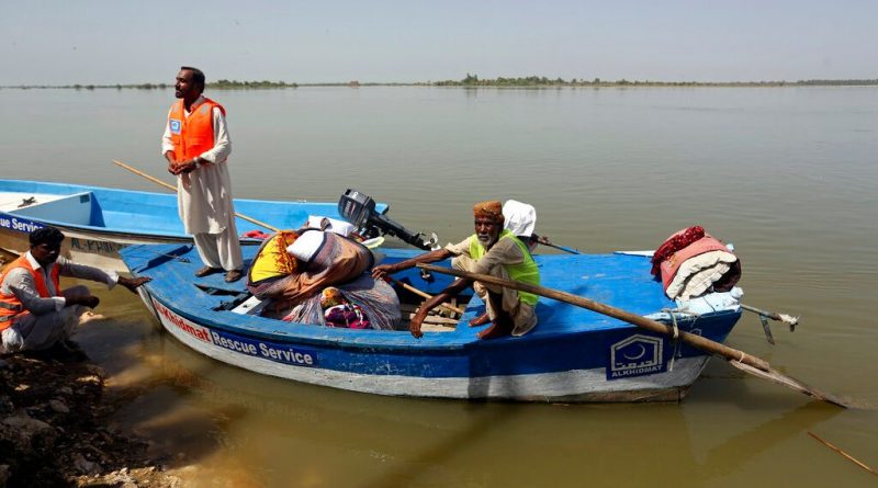 Swelling Lake Could Cause More Flooding in Pakistan