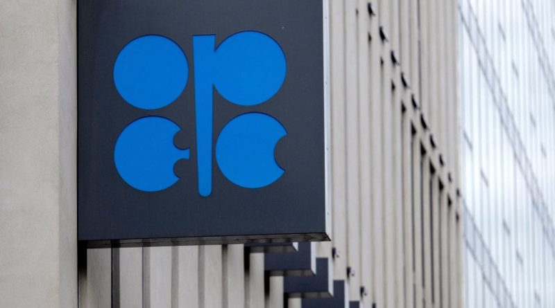 OPEC+ Tries to Keep Oil Above $90 With Large Production Cut