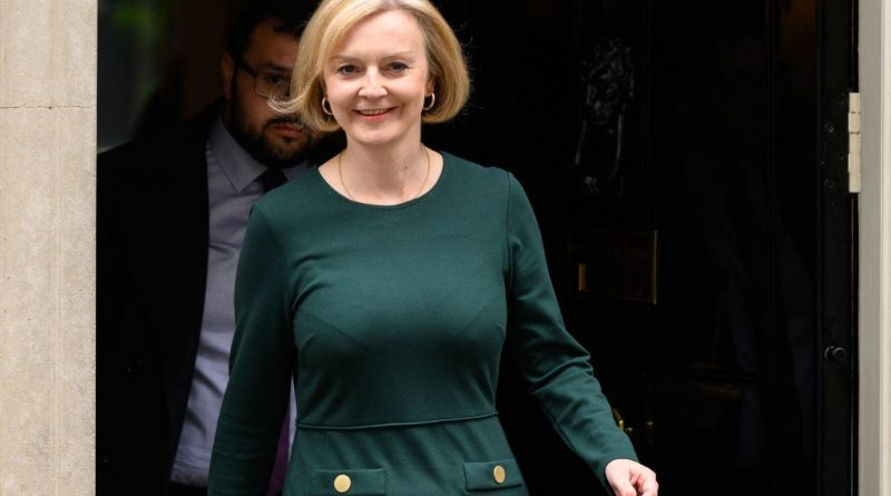U.K. Finance Minister Out as Liz Truss Plans U-Turn