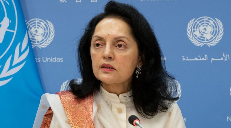Ambassador Ruchira Kamboj of India and Chair of the UN Security Council Counter-Terrorism Committee, briefs journalists at a press conference.