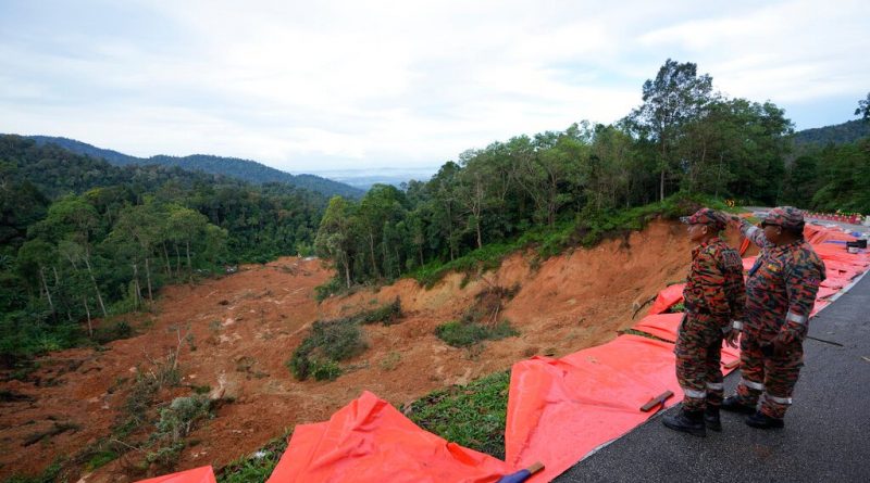 Malaysia Landslide Death Toll Rises to 24